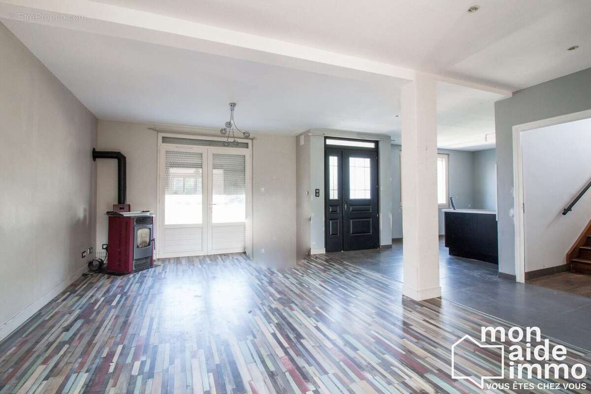 Maison à LA COQUILLE