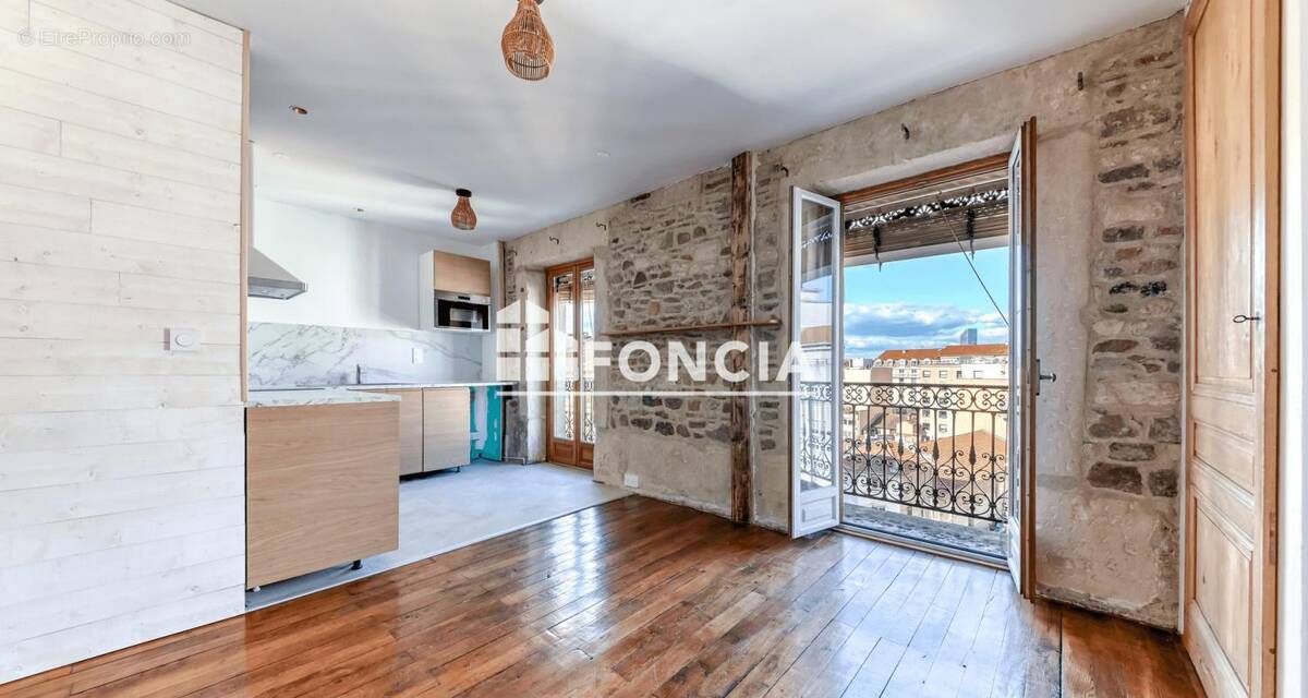 Appartement à LYON-7E