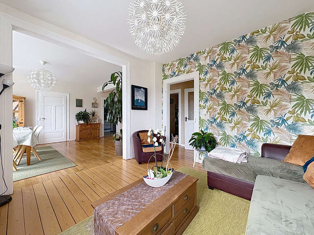 Maison de Maître rénovée avec superbe jardin au Bouc d'Or - photo 4