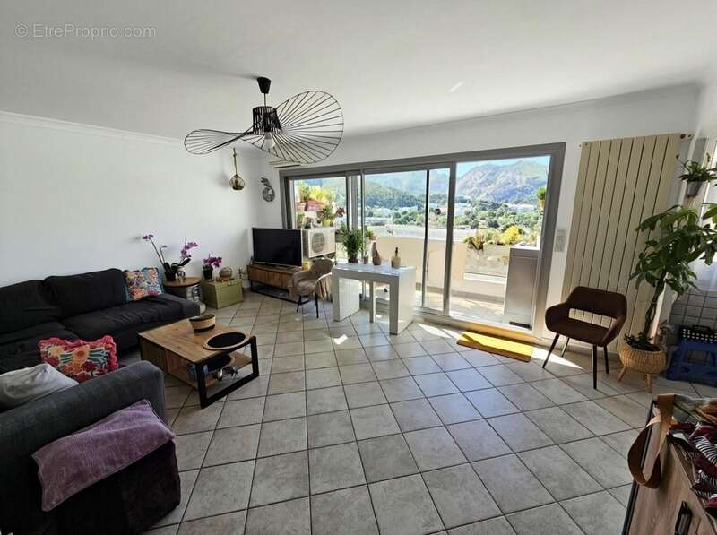 Appartement à MARSEILLE-10E