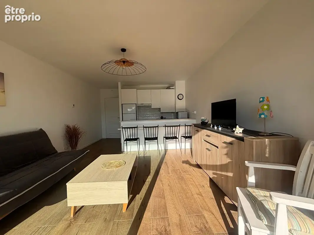T2 équipé avec terrasse et superbe vue dégagée - photo 5