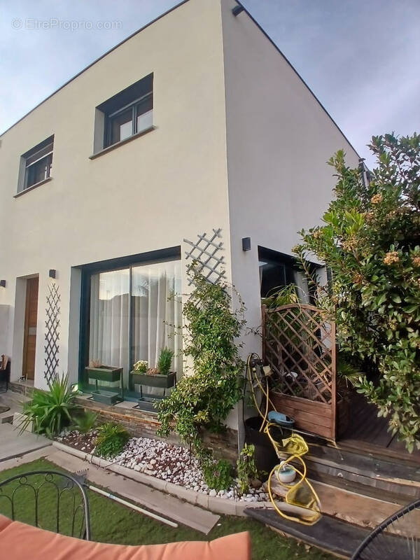 Maison à CANET-EN-ROUSSILLON