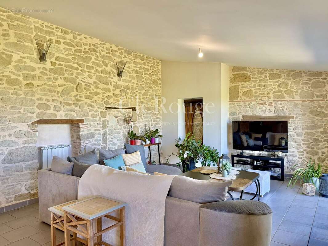Maison à MONSEGUR