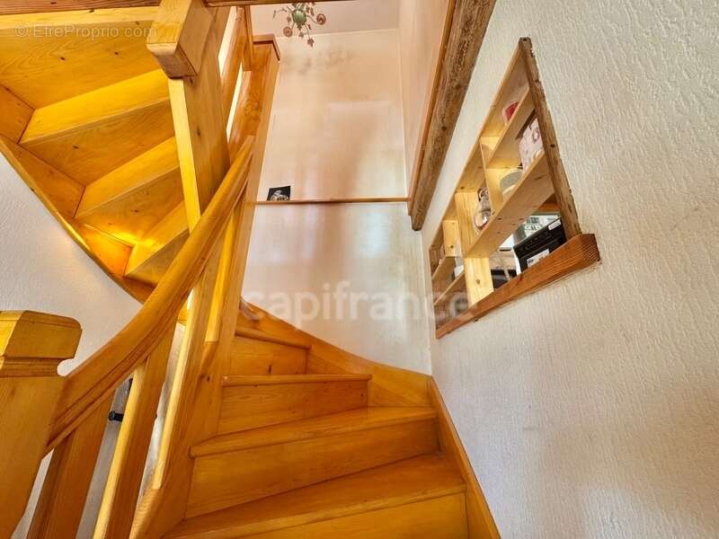 Maison à NOIRETABLE