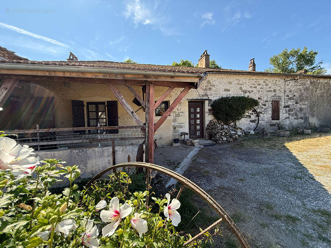 Maison à DAUSSE