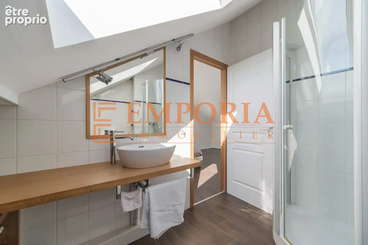 Maison 110 m² à Saint-Louis  - photo 9