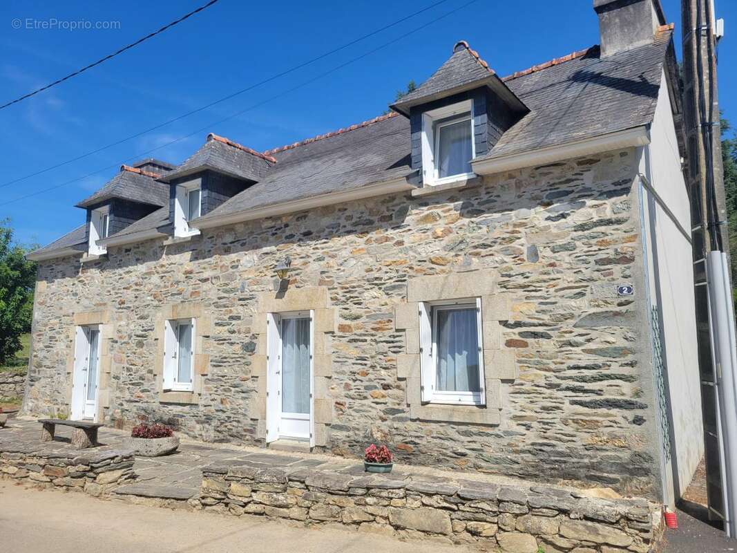 Maison 149 m² à Laz  - photo 2