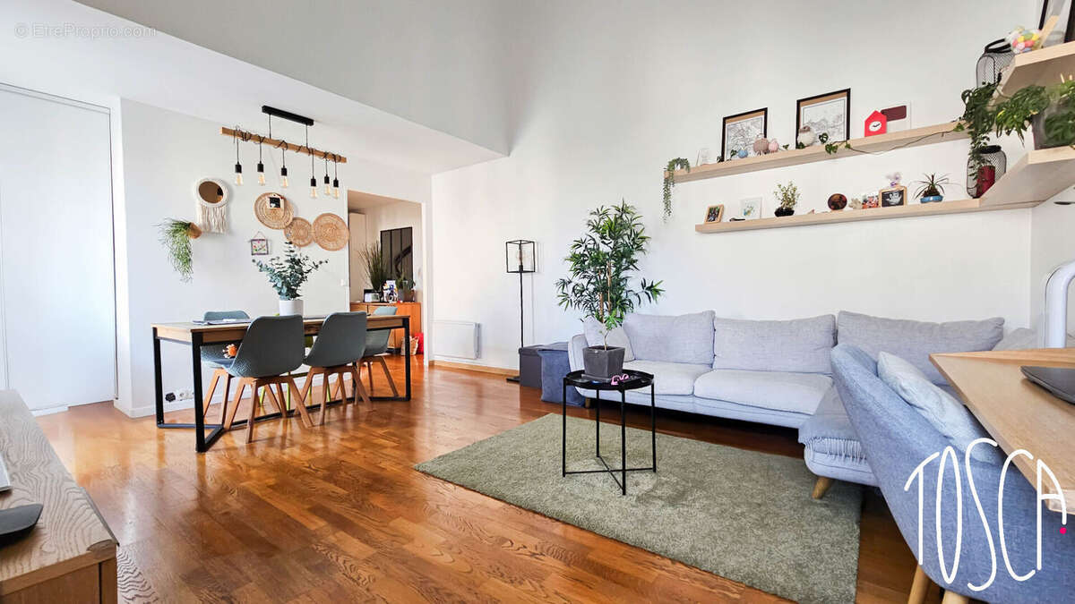 Appartement à THIAIS