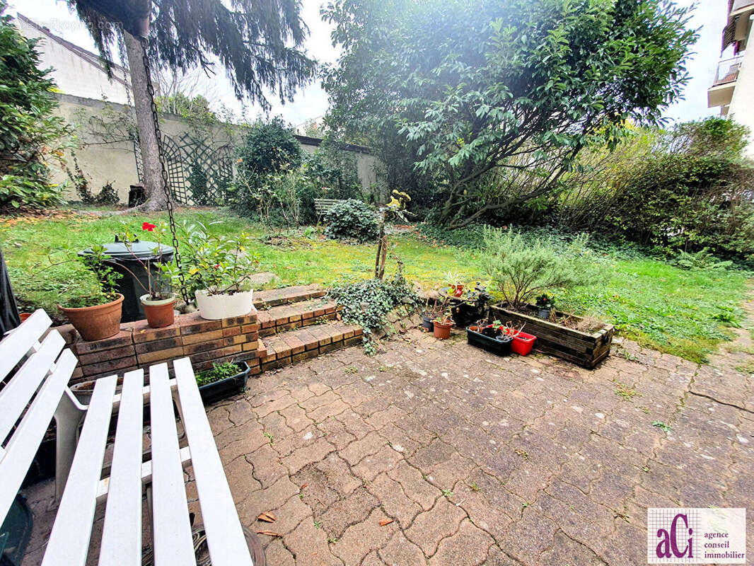 Maison à L&#039;HAY-LES-ROSES