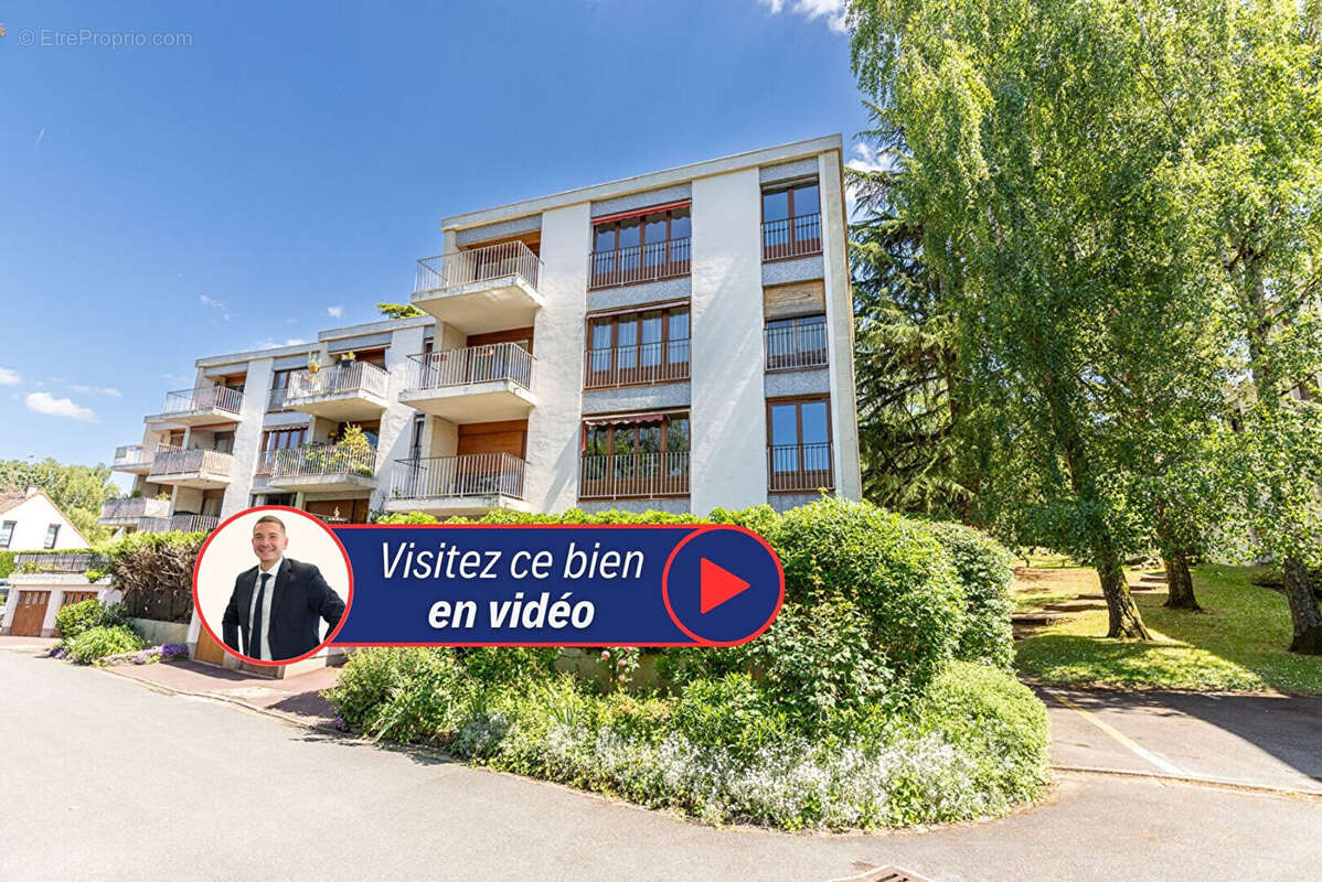 Appartement à BURES-SUR-YVETTE
