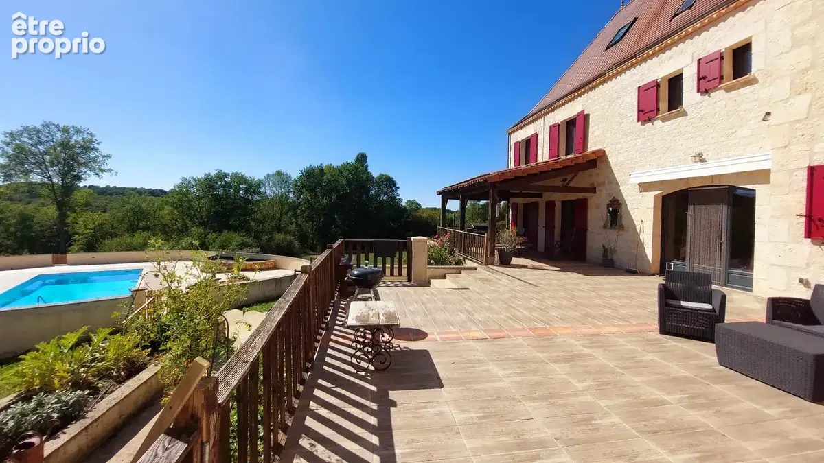 Propriété de caractère de 444 m² avec piscine et 9 012 m² de terrain à Payrac, rendement locatif avec divers possibilités d'acce - photo 14