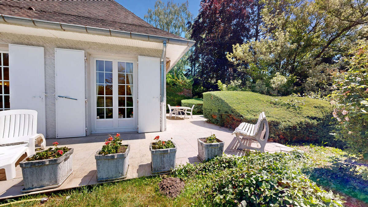 Maison à NEUVY