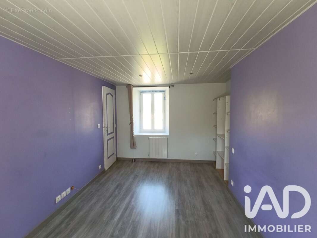 Maison 140 m² à Cametours  - photo 9