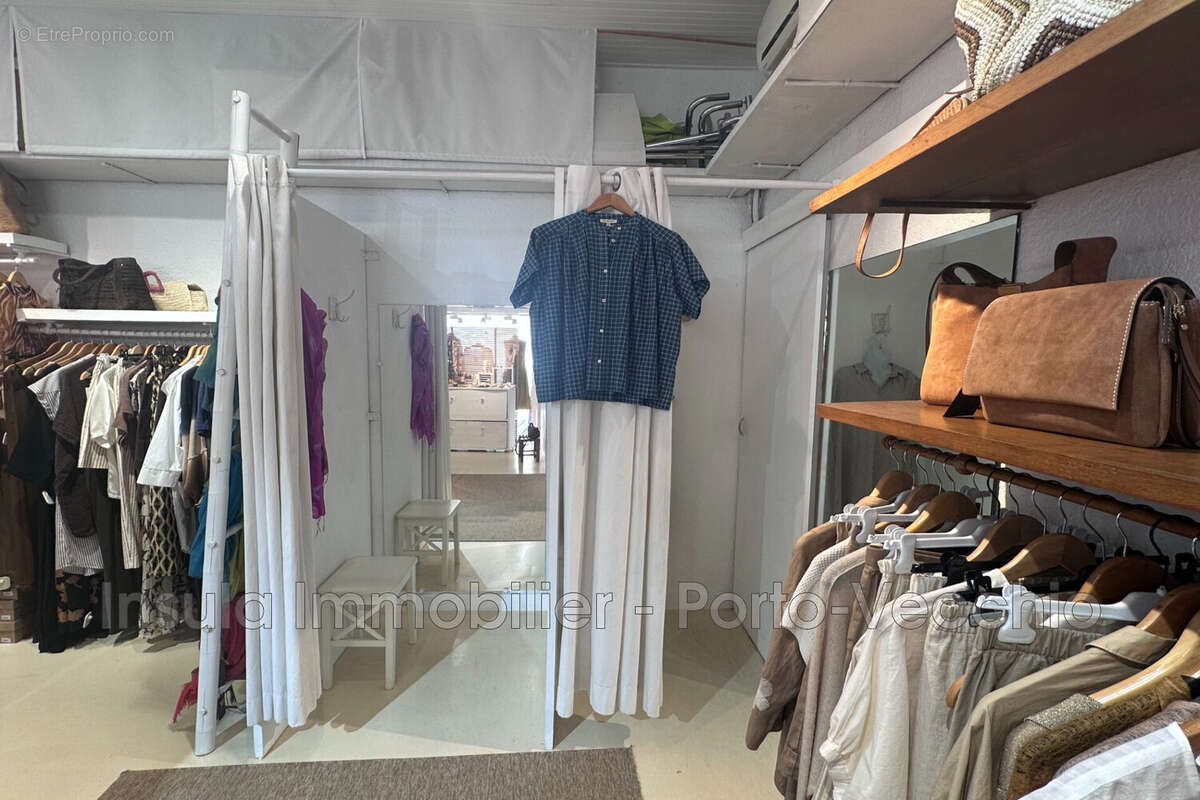 Commerce 40 m² à Porto-Vecchio  - photo 4