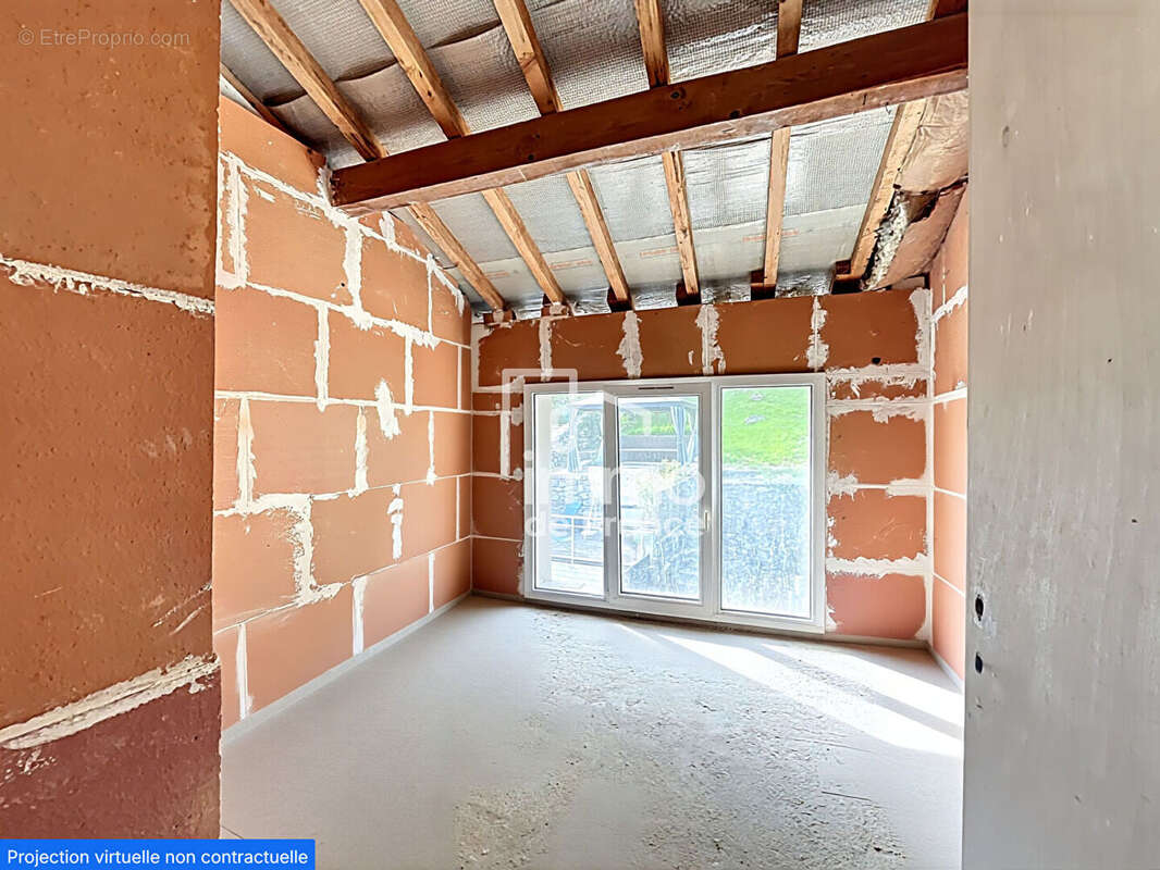 Appartement à MONTREAL-LA-CLUSE