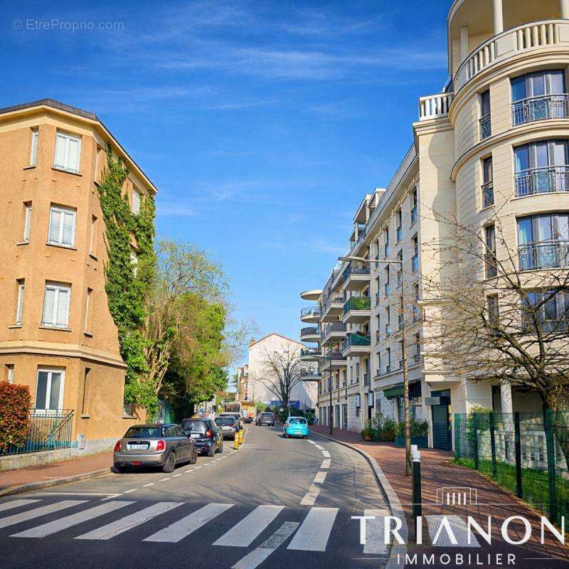 Appartement à SURESNES