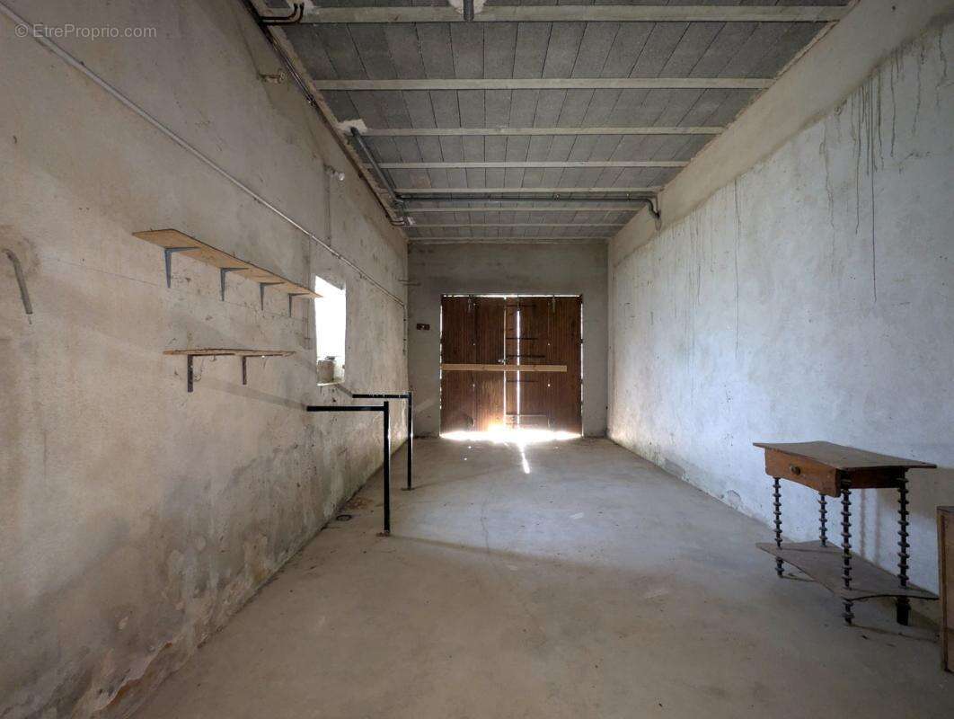 Maison 306 m² - 3 logements + 3 garages - Chassigny-sous-Dun (71) - photo 11