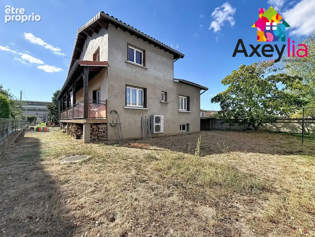 A vendre - feurs -  maison individuelle avec 5 chambres, grand garage et terrain - photo 2