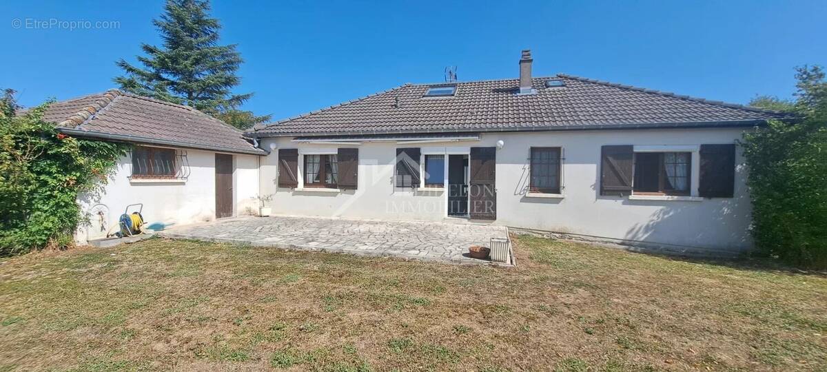 Maison à LOUVIGNY