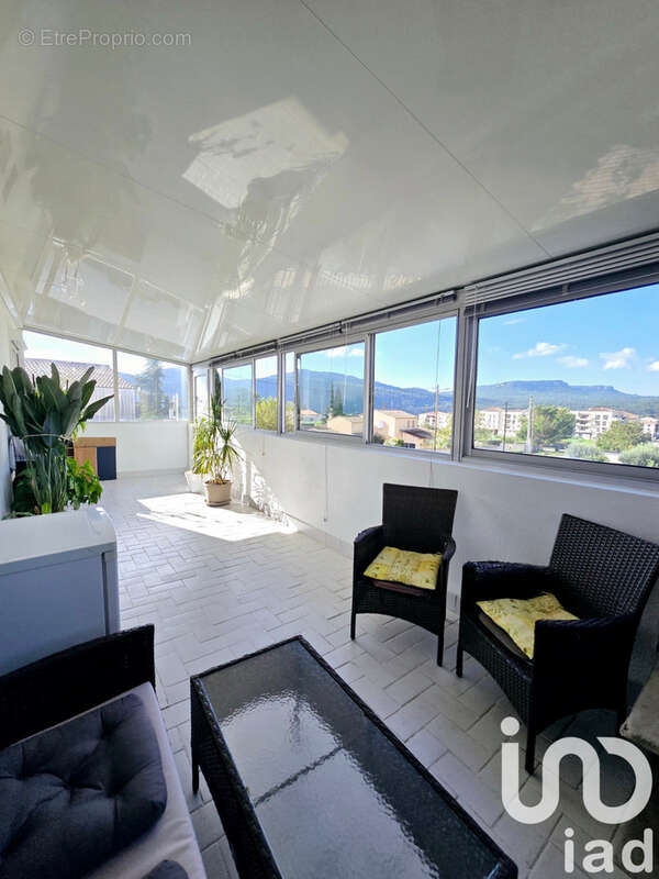 Photo 4 - Appartement à CUGES-LES-PINS