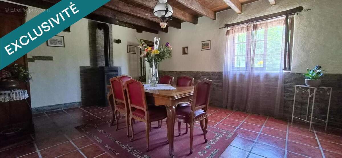 Photo 3 - Maison à SAINT-URCISSE