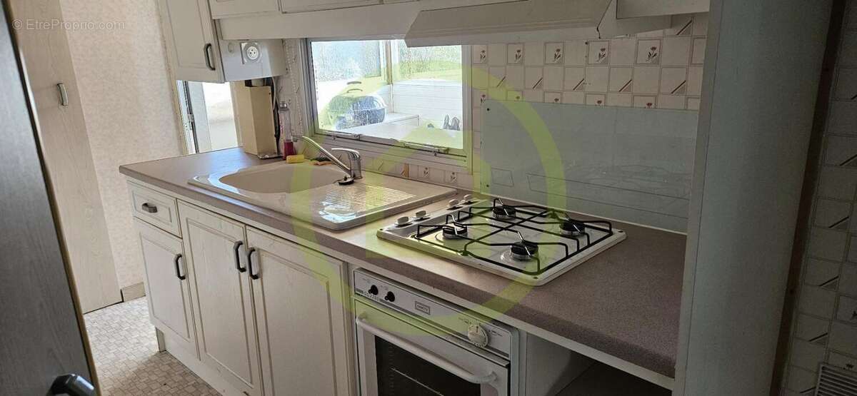 Terrain à MEZIERES-EN-BRENNE