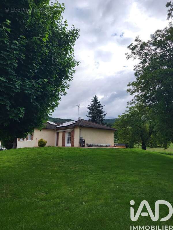 Maison 95 m² à Briord  - photo 3