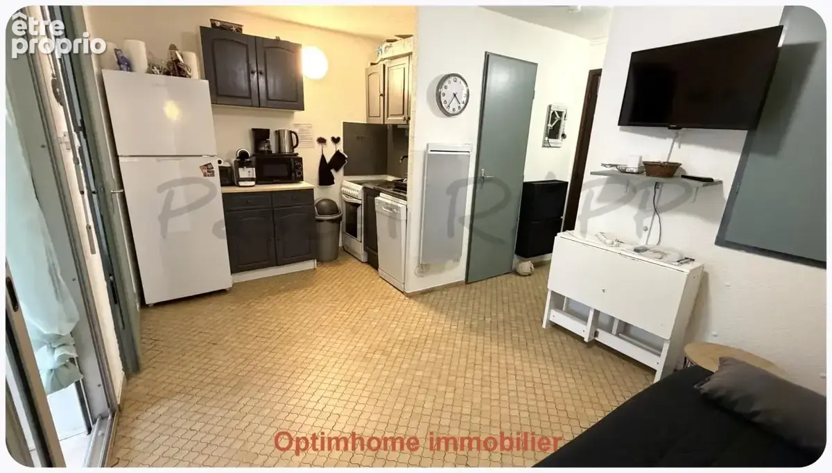 Cap d'agde – secteur pinède – studio cabine en rez-de-jardin avec parking et grand extérieur - photo 3