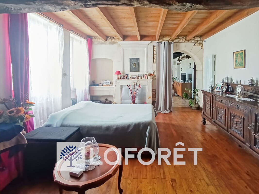 Maison à MAZEROLLES