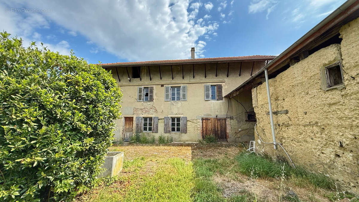 Saint-jean-de-moirans, maison à rénover - photo 11