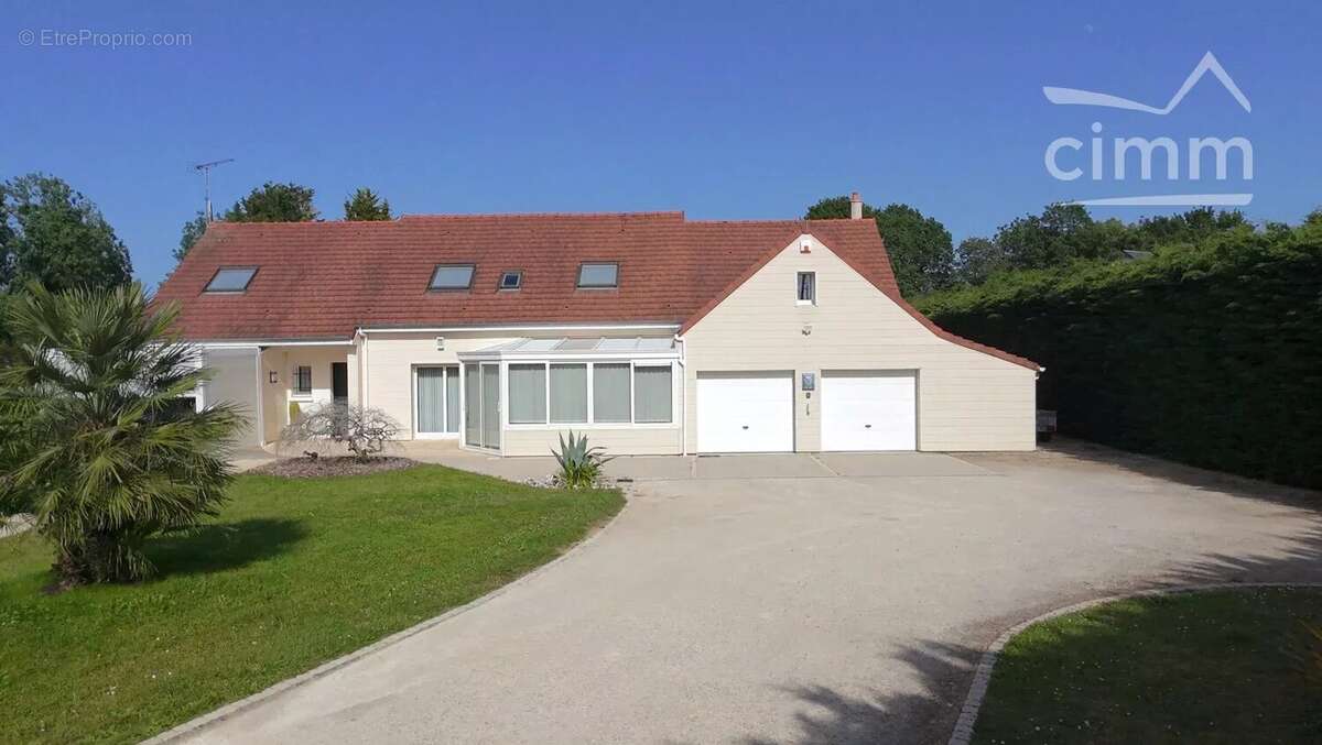 Maison contemporaine sans travaux avec piscine et grands volumes à Blois - photo 9