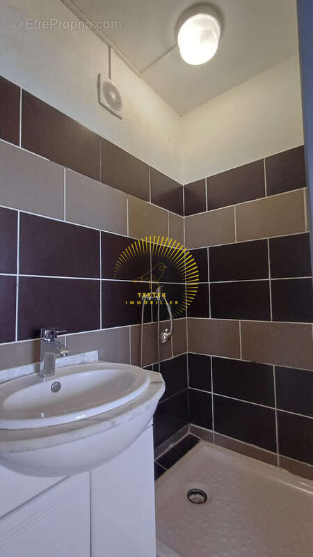 Maison à PETITE-ILE