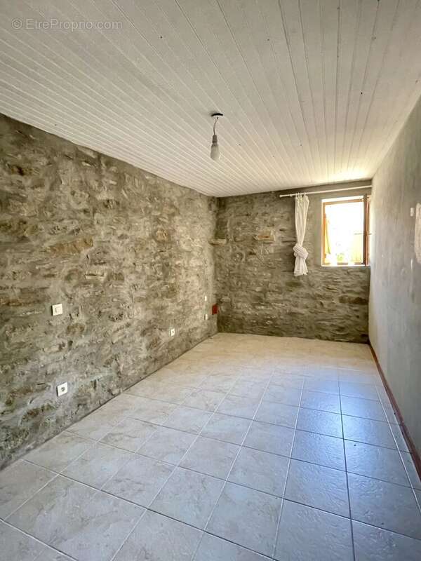 Maison à LAURE-MINERVOIS