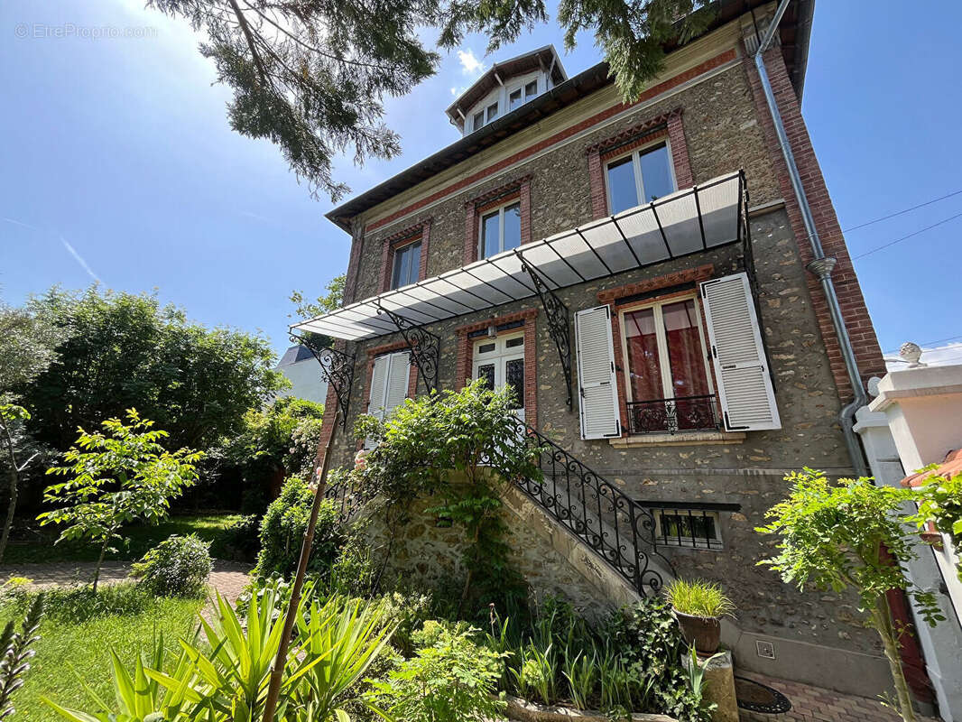 Maison à NEUILLY-PLAISANCE