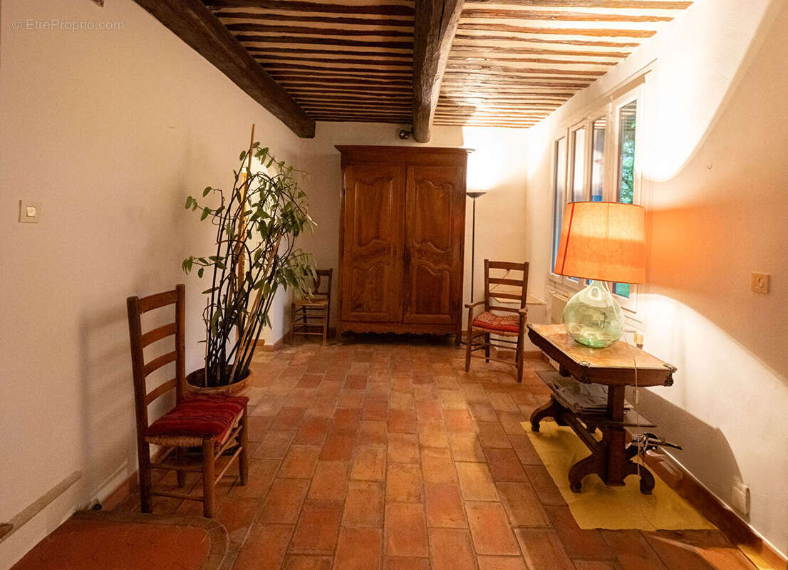 Maison à CHATEAURENARD