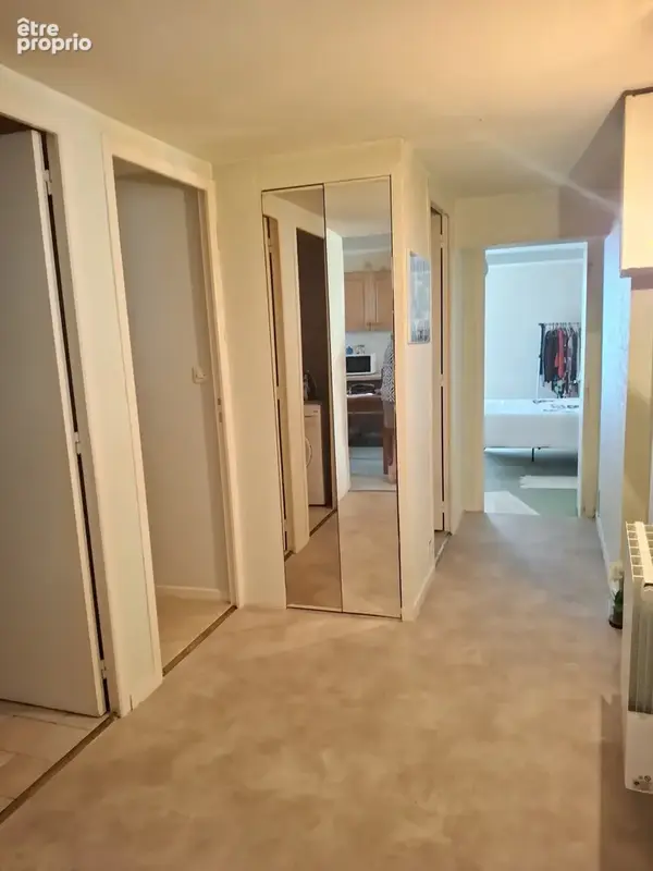 Special investisseur : appartement et garage bourgueil centre avec locataire. - photo 8