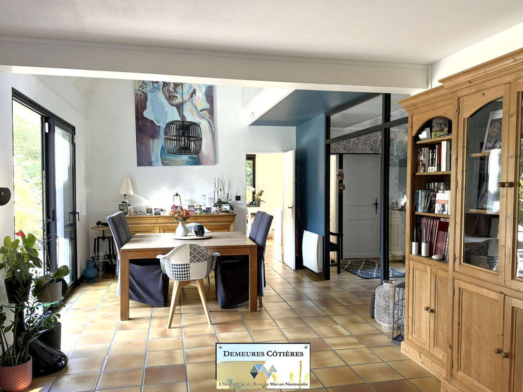 Maison à OCTEVILLE-SUR-MER