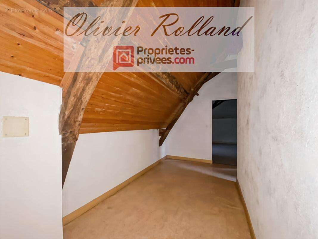 Maison à BEAULIEU-SUR-LAYON