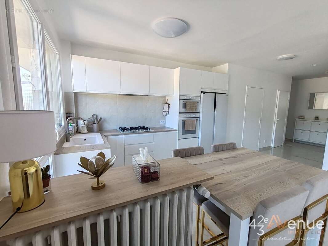 Appartement à SAINT-ETIENNE