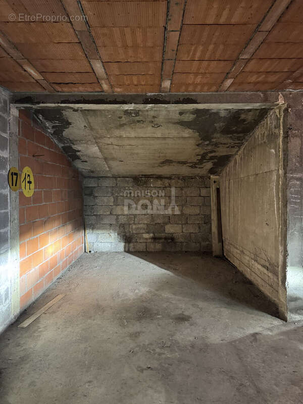 Parking 11 m² à Toulouse  - photo 2