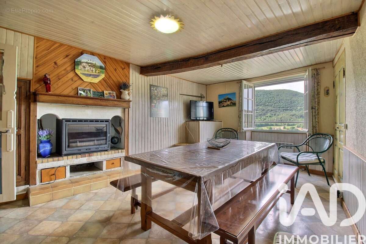 Photo 2 - Maison à MONTBRUN-LES-BAINS