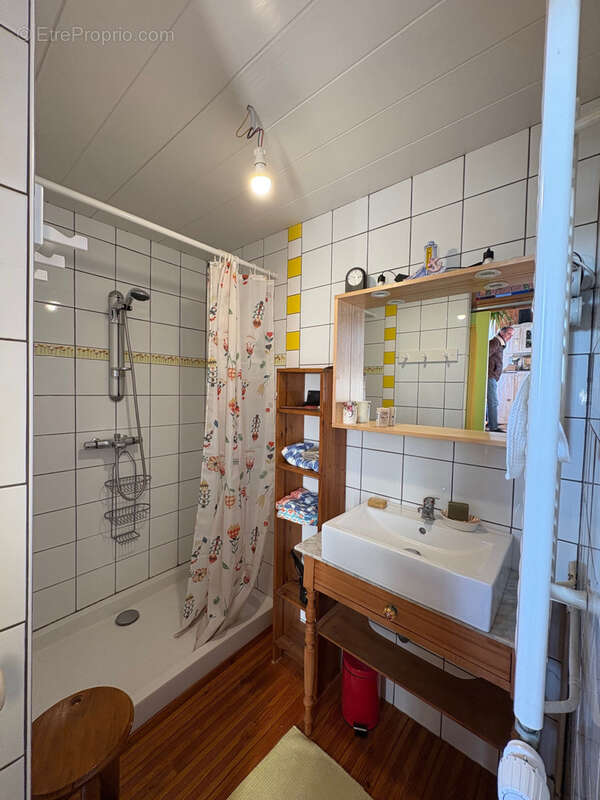 Maison à SAINT-ETIENNE-SUR-USSON