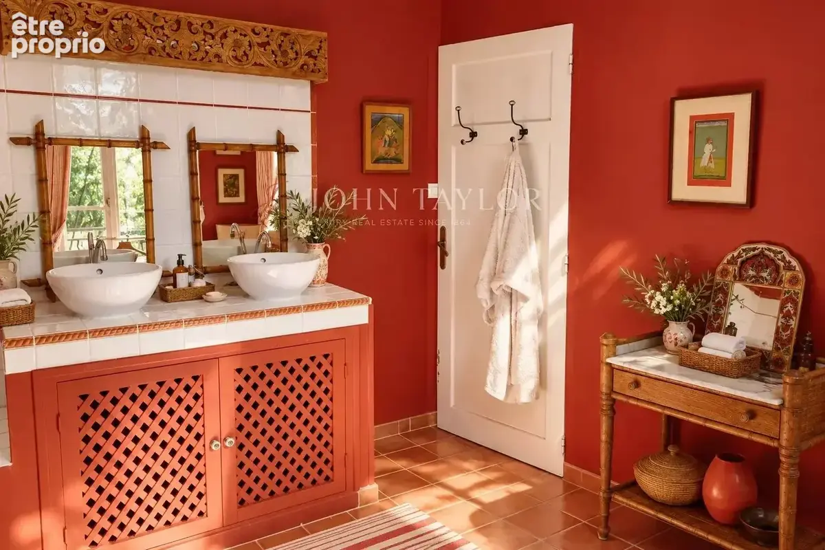 À vendre – Belle propriété du XIXe siècle à Orgon, à quelques minutes d’Eygalières - photo 8