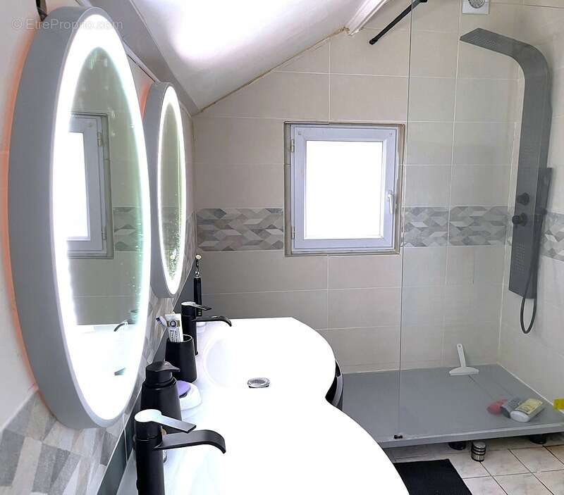 Maison à LONGVILLERS