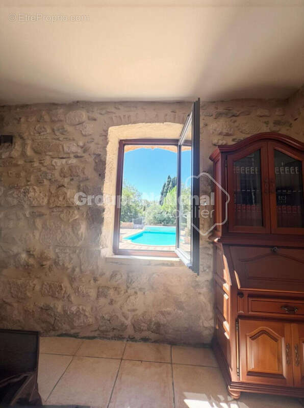 Maison à MEYNES