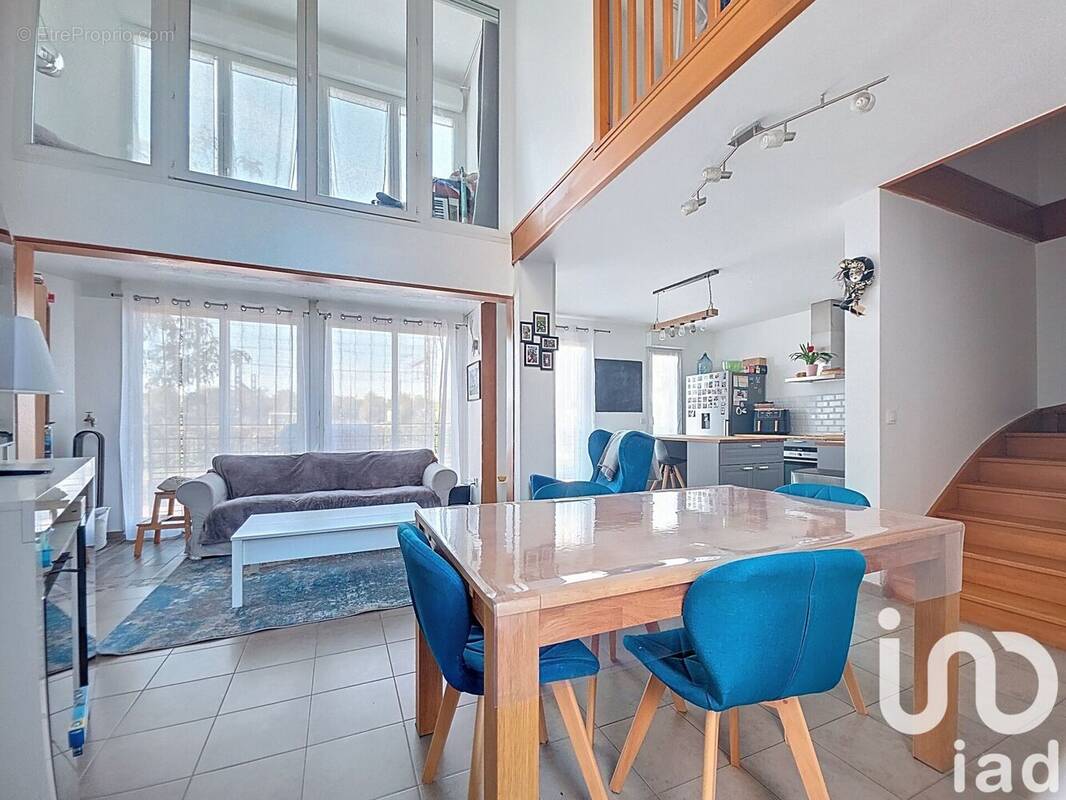 Photo 1 - Appartement à JUVISY-SUR-ORGE