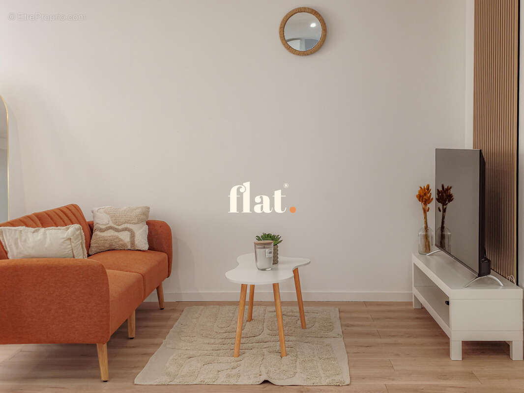 Appartement T3 rénové  50 m2 avec parking et balcon sur la Place de la Guiroué - photo 12