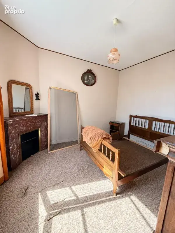 EN EXCLUSIVITE ! Maison en pierre de 136m², 2 garages sur terrain de 950m² 71 500 € - photo 9
