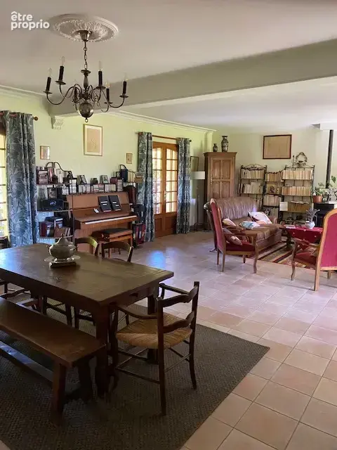 Bussac-sur-Charente (17) : Authentique Maison en Pierre de 1815 avec Gîte Indépendant (T2) et Grand Terrain - photo 24