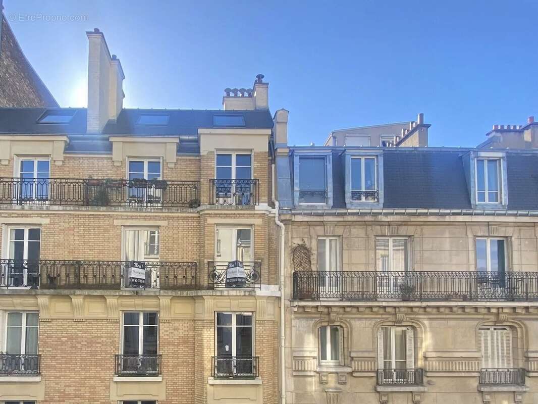 Appartement à PARIS-18E